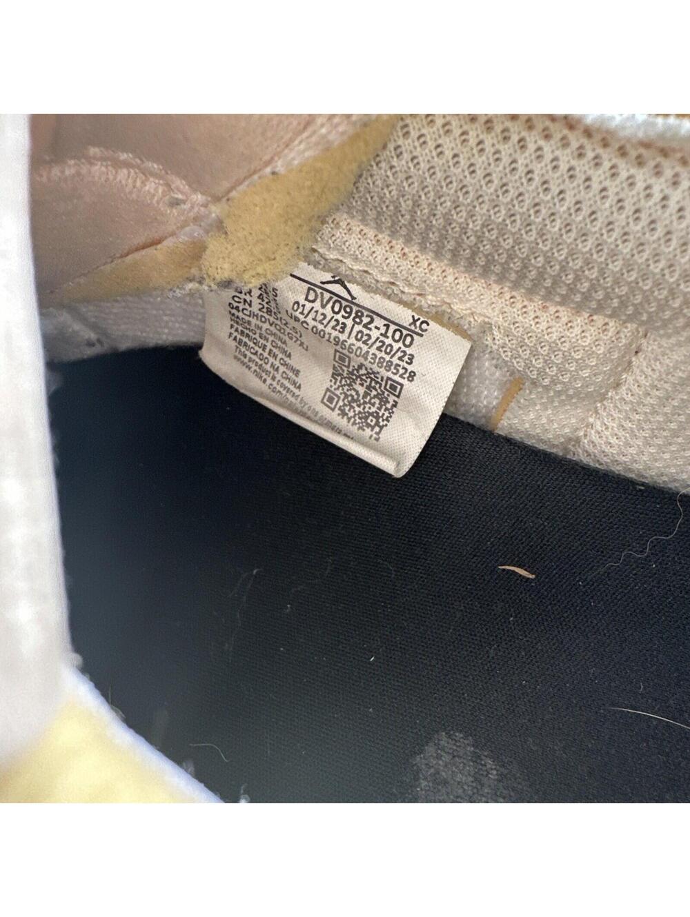 Air Jordan 1 Retro OG EX Low Coconut Milk Size 8.5 - Picture 3 of 6
